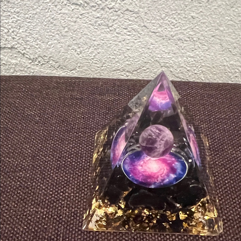#1100**Orgone Pyramid with Cosmic Design and Gold Accents - Picture 4 of 14